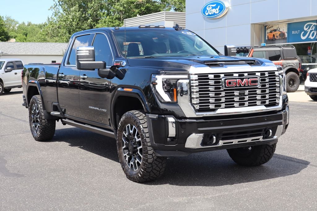 2025 GMC Sierra 2500HD Denali
