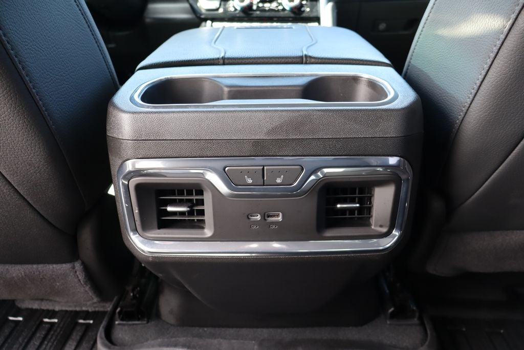 2025 GMC Sierra 2500HD Denali