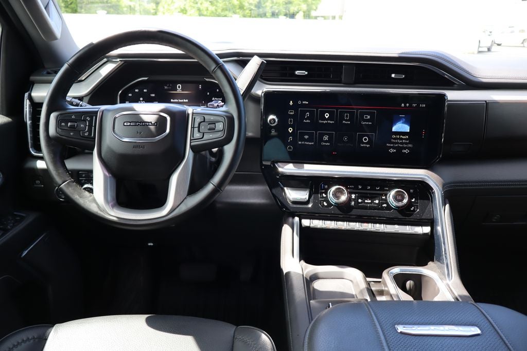 2025 GMC Sierra 2500HD Denali