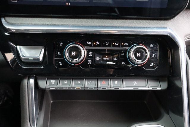 2025 GMC Sierra 3500HD Denali