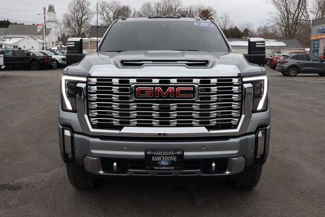 2025 GMC Sierra 3500HD Denali