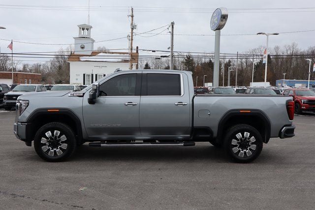 2025 GMC Sierra 3500HD Denali