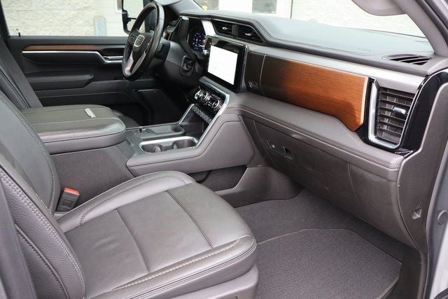 2025 GMC Sierra 3500HD Denali