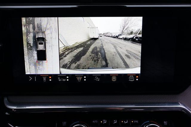 2025 GMC Sierra 3500HD Denali