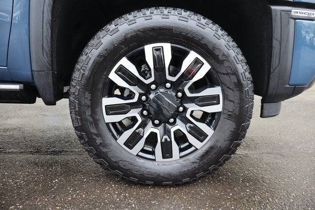 2025 GMC Sierra 3500HD Denali Ultimate