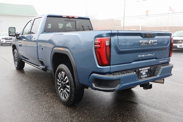 2025 GMC Sierra 3500HD Denali Ultimate