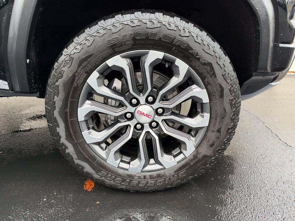 2023 GMC Canyon Denali