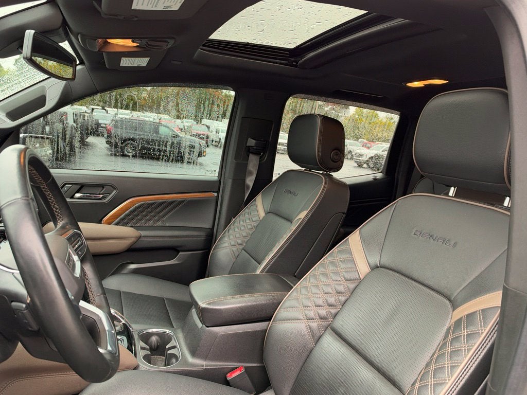 2023 GMC Canyon Denali