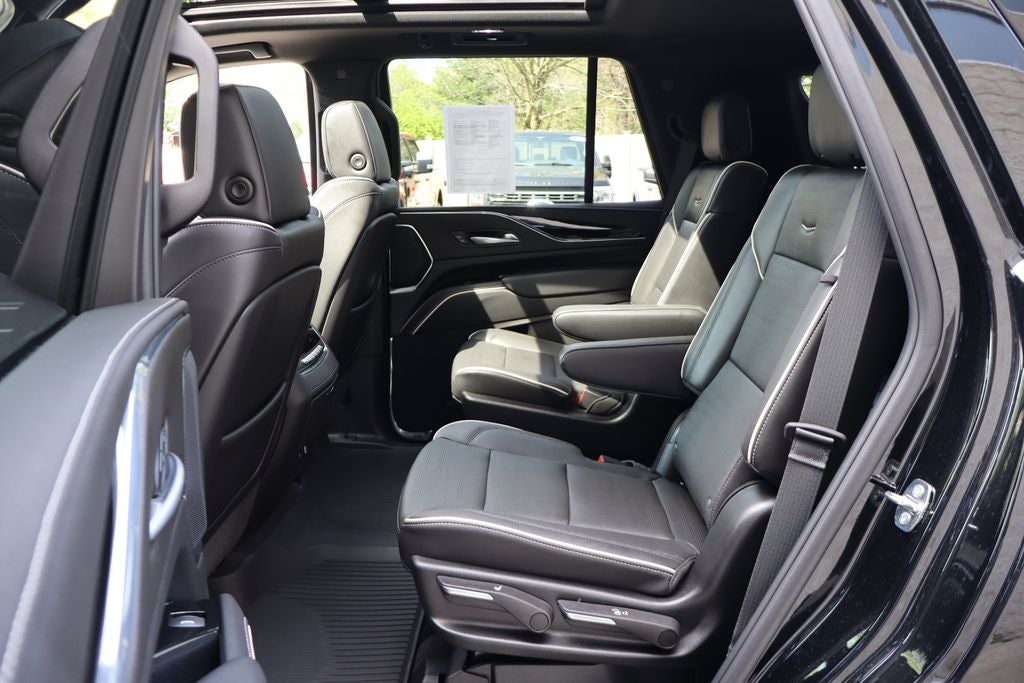 2024 Cadillac Escalade Sport