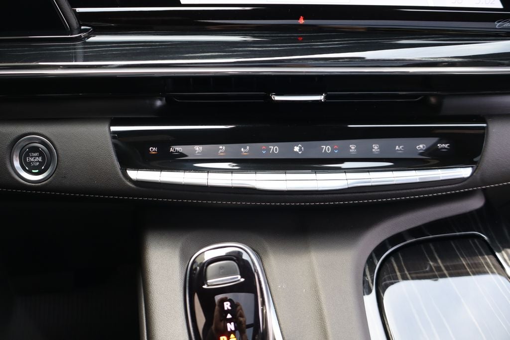 2024 Cadillac Escalade Sport