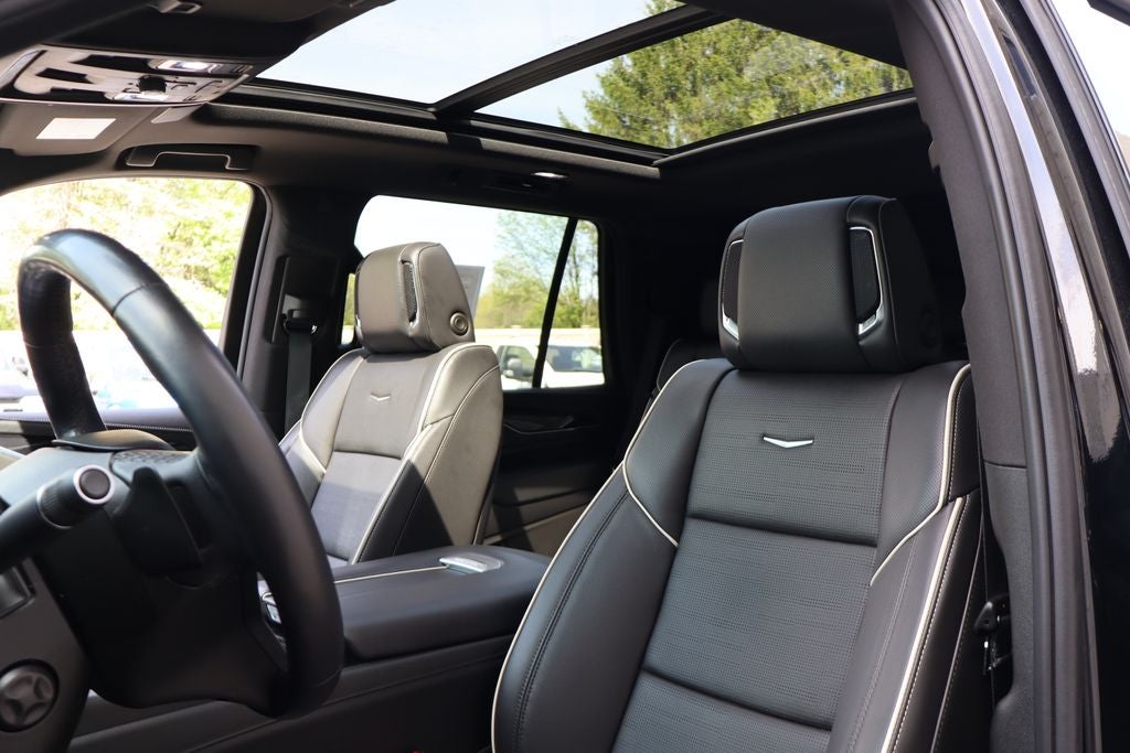 2024 Cadillac Escalade Sport