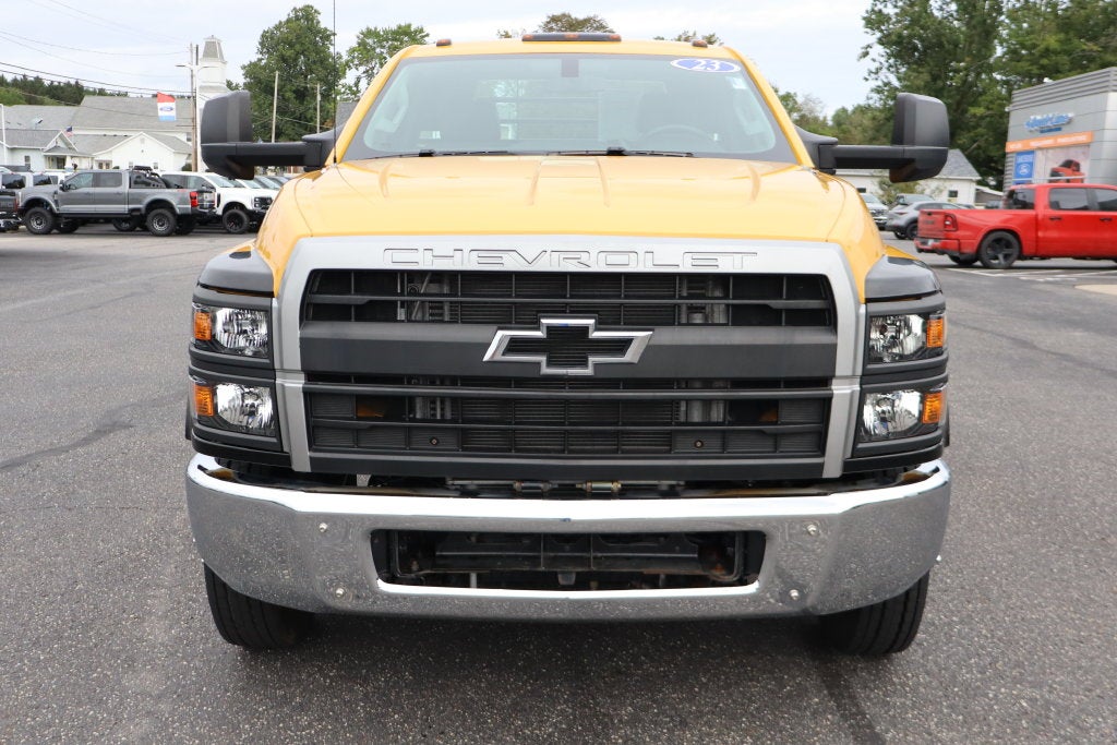 2023 Chevrolet Silverado 4500HD Work Truck DRW w/9.5' CM Flat Bed