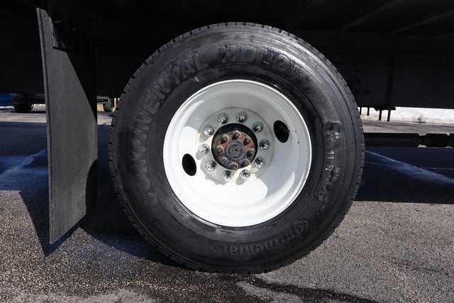 2019 International 4300 DRW w/26.5' Supreme Cargo Box