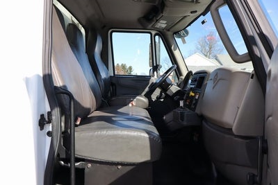 2019 International 4300 DRW w/26.5' Supreme Cargo Box