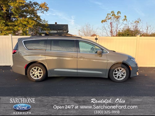 2022 Chrysler Pacifica Touring L