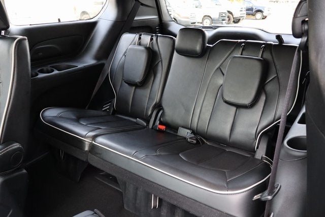 2025 Chrysler Pacifica Limited S