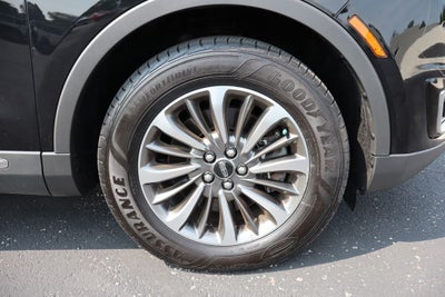 2019 Lincoln Nautilus Select