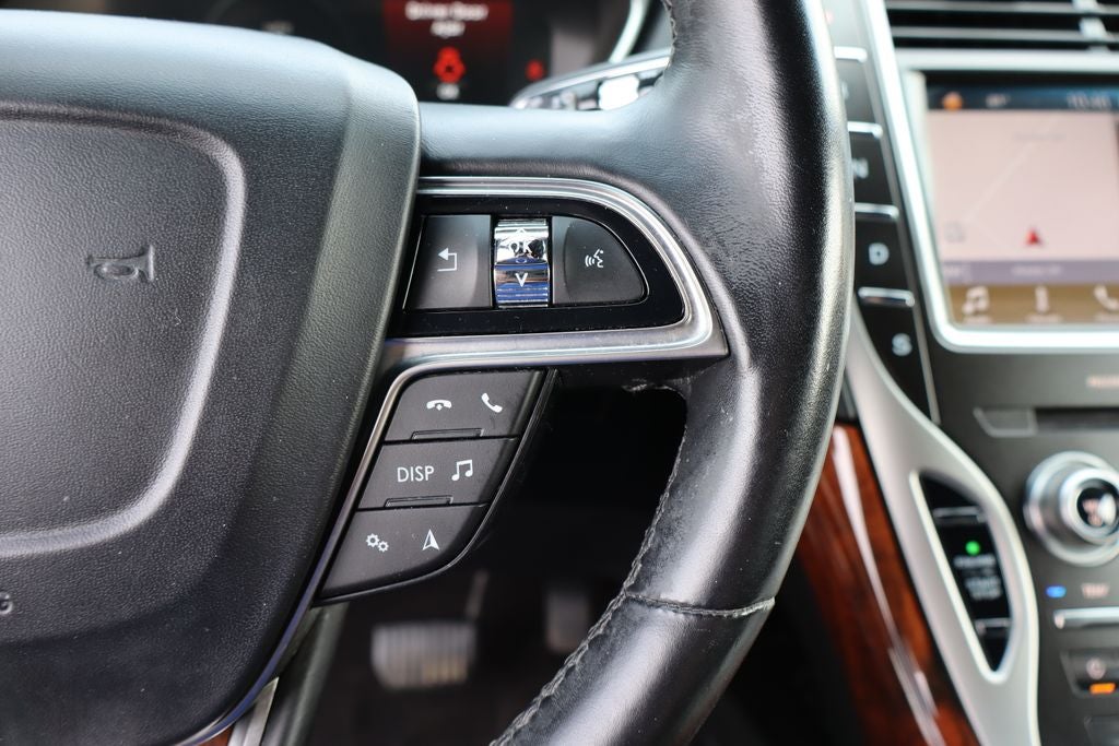 2019 Lincoln Nautilus Select