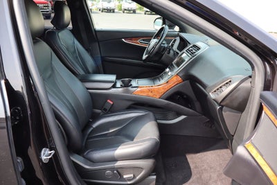 2019 Lincoln Nautilus Select