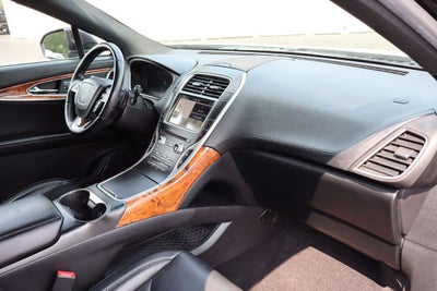 2019 Lincoln Nautilus Select