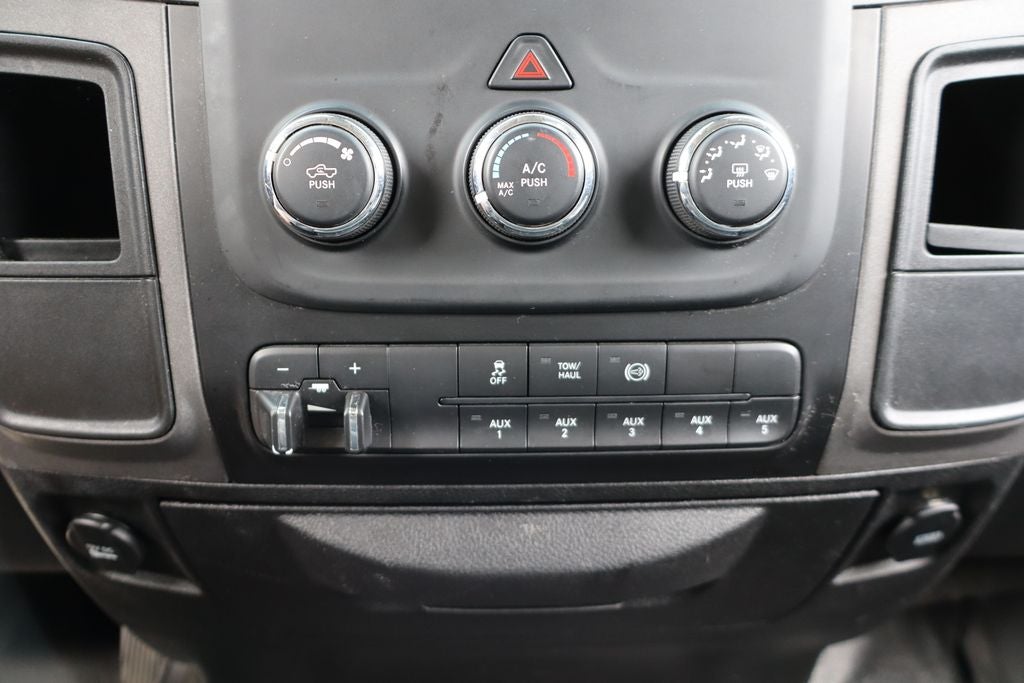 2018 RAM 3500 Tradesman DRW w/8' Knapheide KUV Service Body