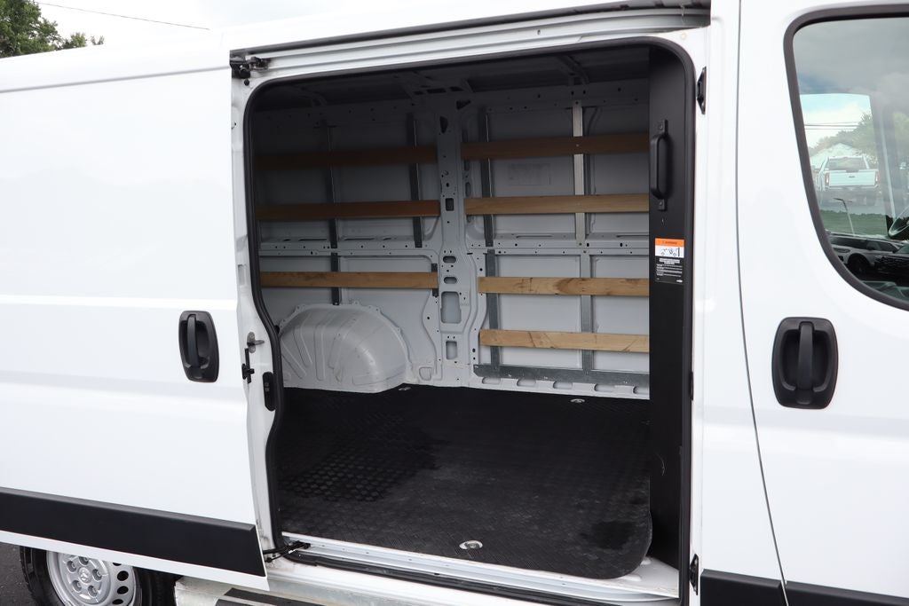 2025 RAM ProMaster 2500 Tradesman Low Roof