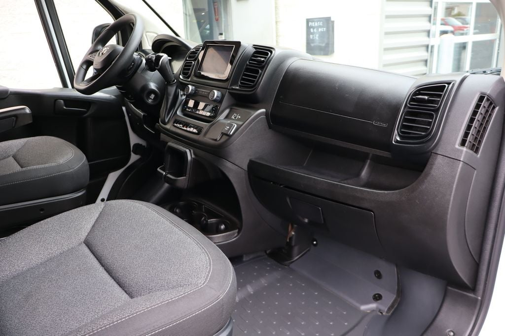 2025 RAM ProMaster 2500 LR
