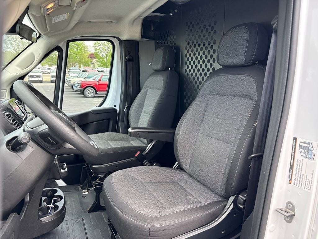 2025 RAM ProMaster 2500 Base