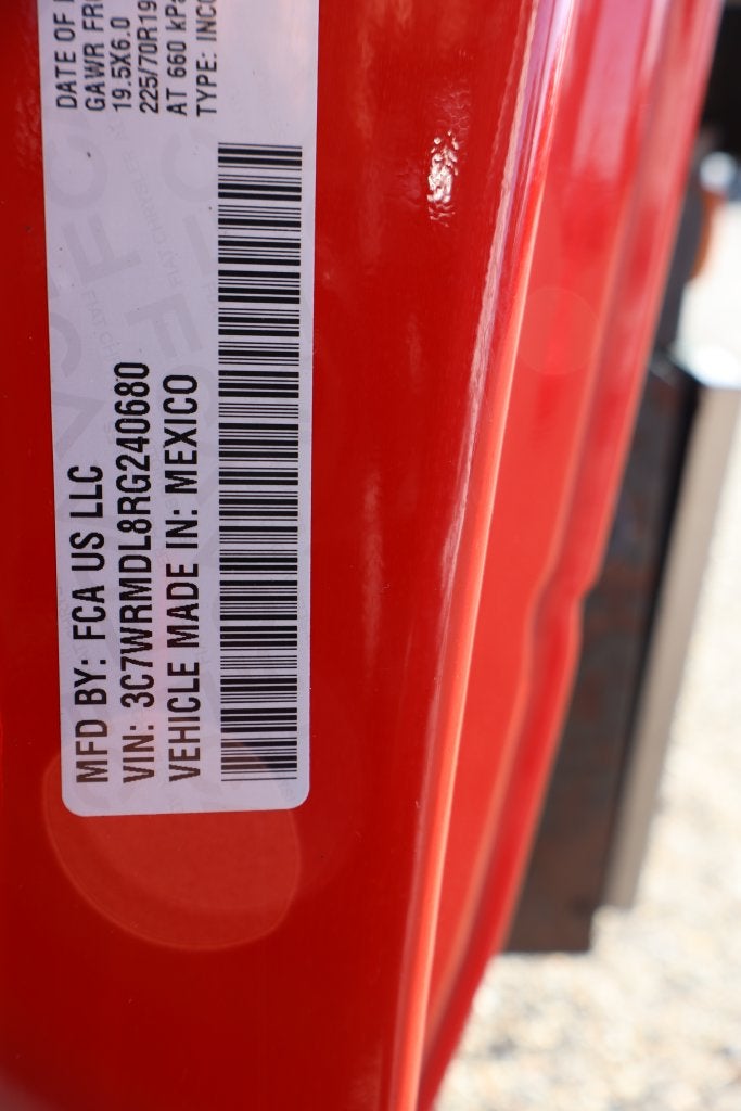 2024 RAM 5500HD SLT DRW w/20' Jerr-Dan Roll Back