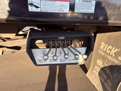2024 RAM 5500HD SLT DRW w/Rollback