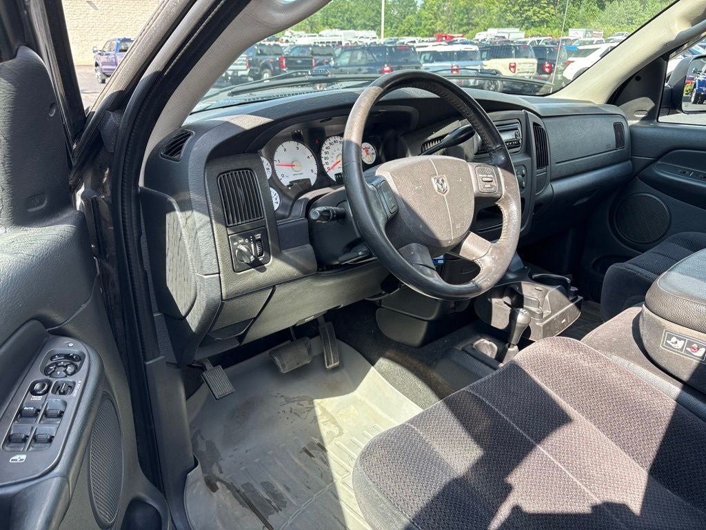 2005 Dodge Ram 3500 SLT DRW