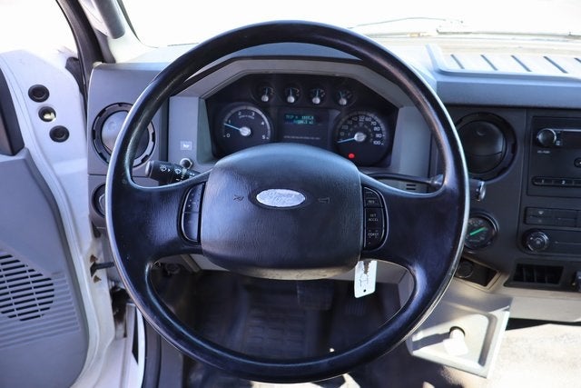 2011 Ford F-750SD XL DRW w/24' Supreme Flat Body