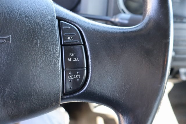 2011 Ford F-750SD XL DRW w/24' Supreme Flat Body