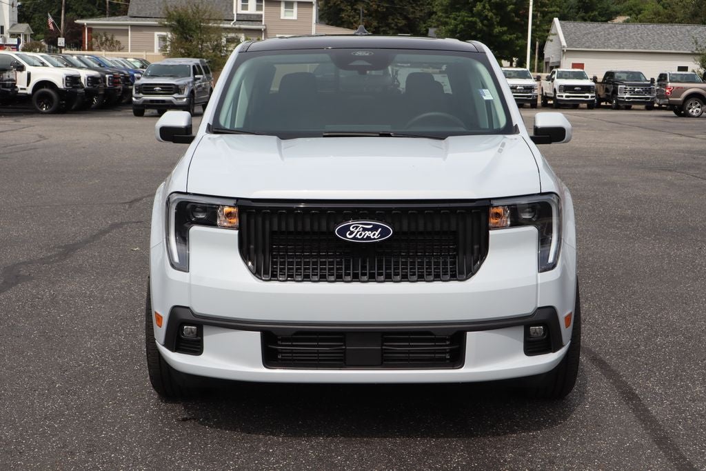 2026 Ford Maverick Lobo Standard