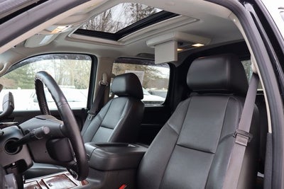 2013 Chevrolet Avalanche 1500 LTZ Black Diamond Edition