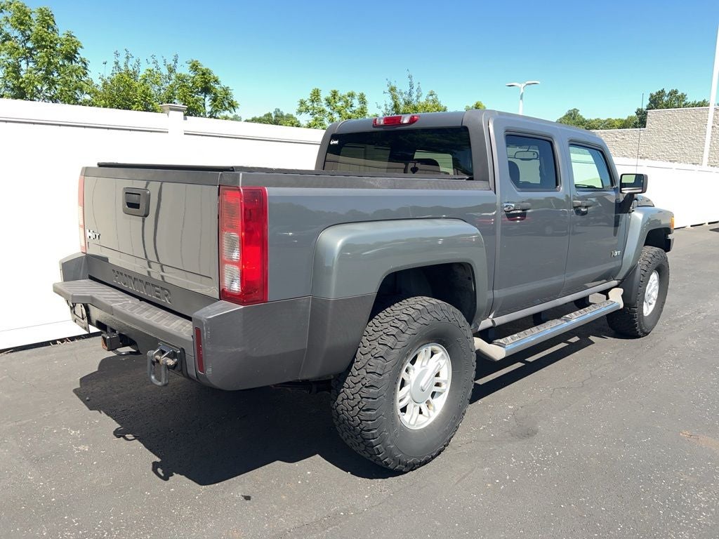 2009 Hummer H3T Base