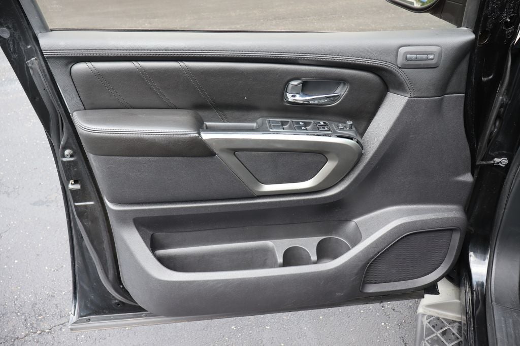 2015 Nissan Armada Platinum