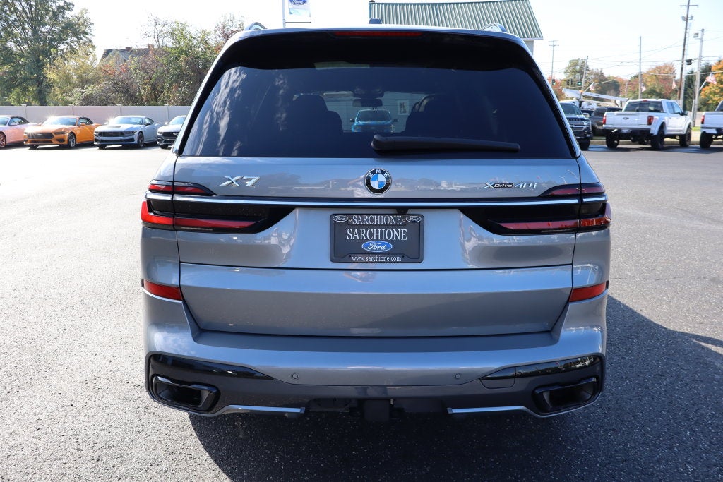 2023 BMW X7 xDrive40i