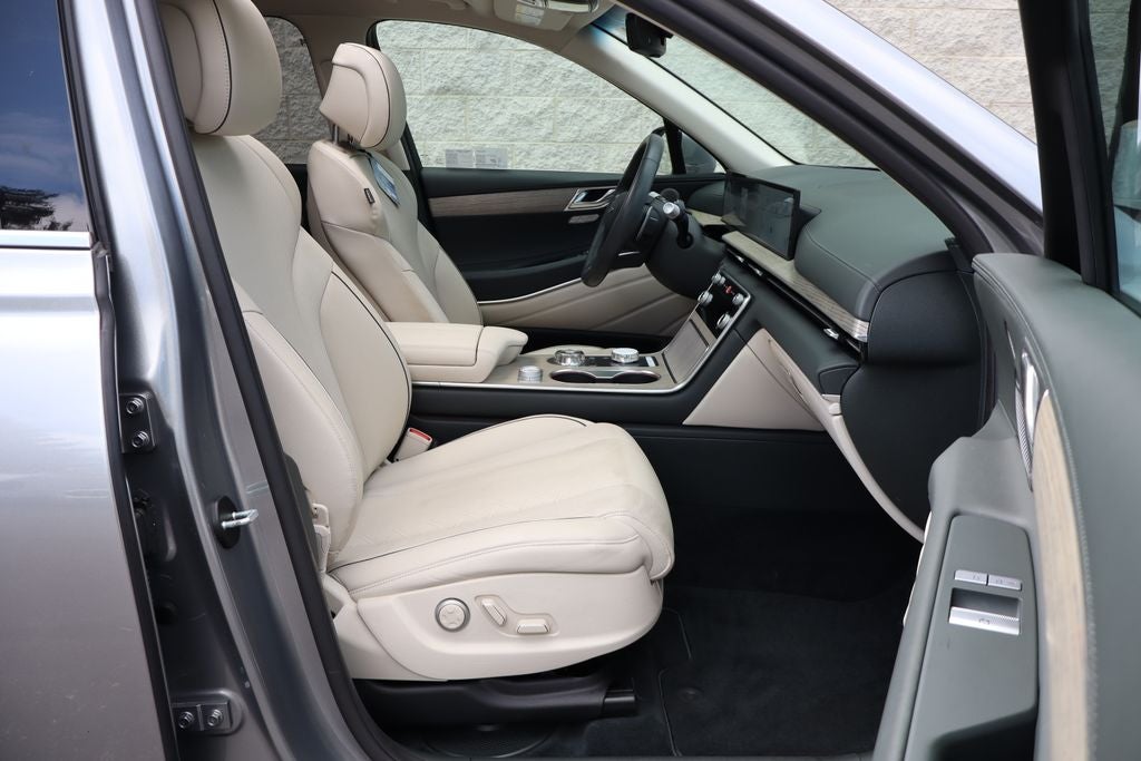 2025 Genesis GV80 2.5T Prestige