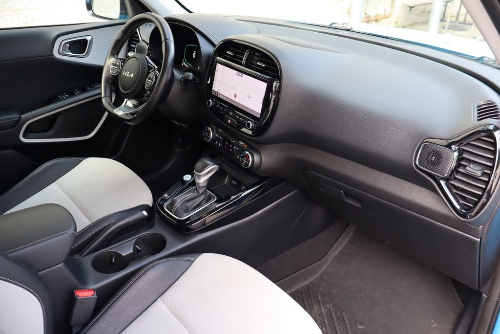 2023 Kia Soul GT-Line