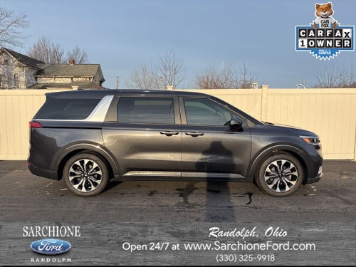 2023 Kia Carnival EX