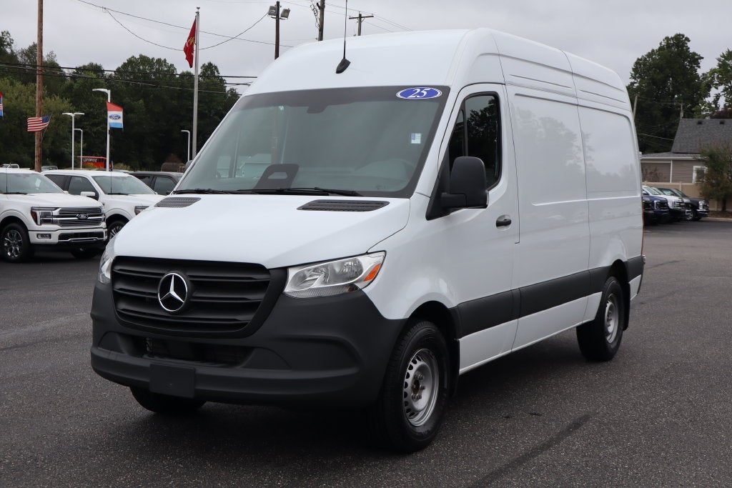 2025 Mercedes-Benz Sprinter 2500 Cargo 144 WB