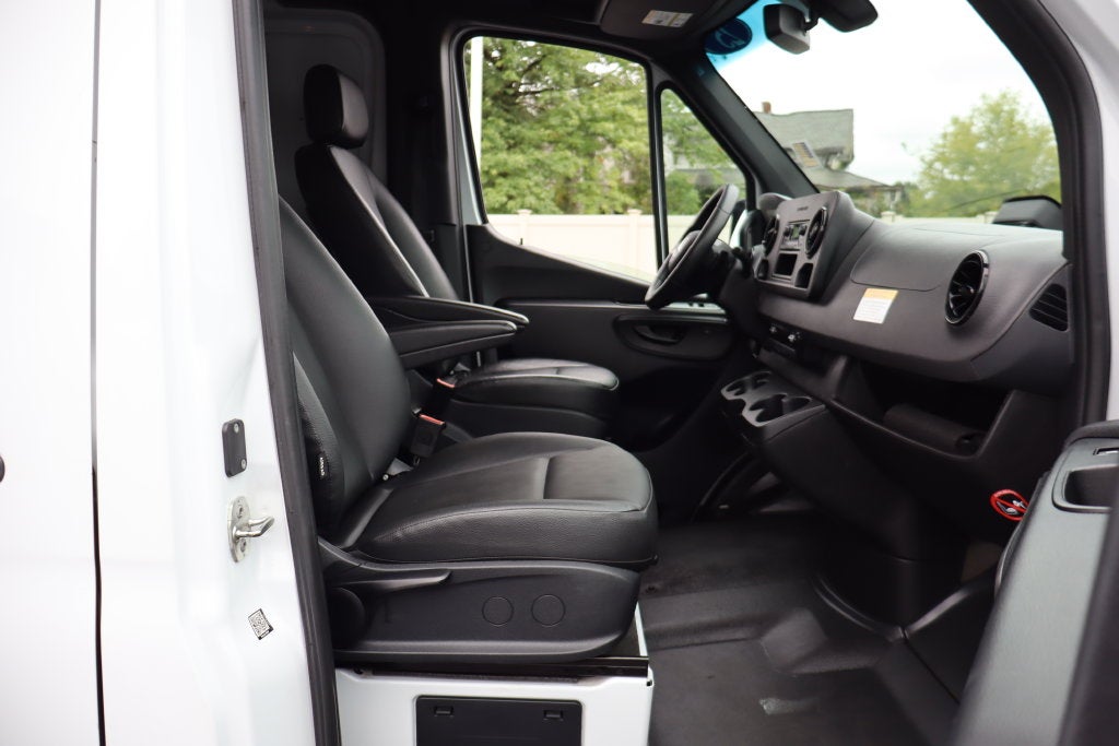 2025 Mercedes-Benz Sprinter 2500 Cargo 144 WB