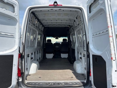 2025 Mercedes-Benz Sprinter 2500 Cargo 144 WB