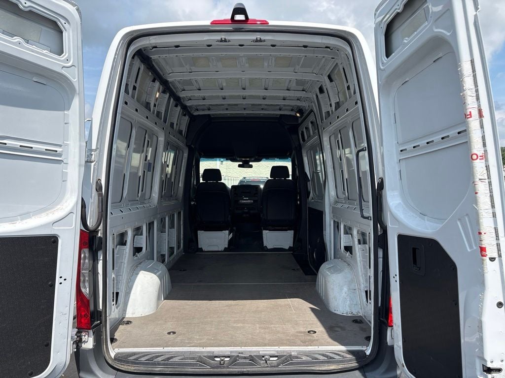 2025 Mercedes-Benz Sprinter 2500 Cargo 144 WB