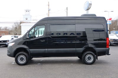 2022 Mercedes-Benz Sprinter 2500 12-Passenger 144 WB