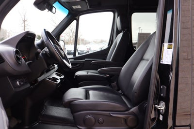 2022 Mercedes-Benz Sprinter 2500 12-Passenger 144 WB