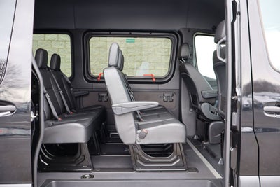 2022 Mercedes-Benz Sprinter 2500 12-Passenger 144 WB