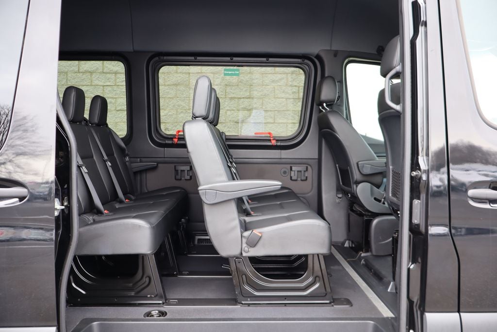 2022 Mercedes-Benz Sprinter 2500 12-Passenger 144 WB