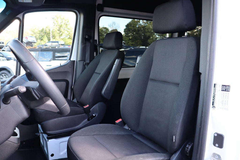 2025 Mercedes-Benz Sprinter 2500 Passenger 170 WB High Roof